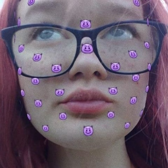 Meet your Posher, Kitara - Picture 1 of 1